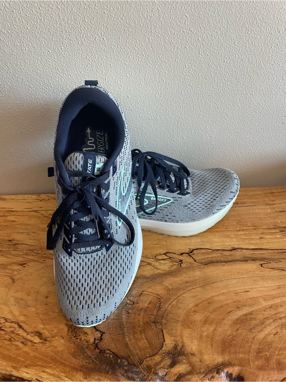Brooks Women’s Levitate 5 Athletic Running Shoes